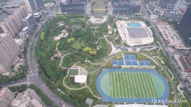 航拍河南郑州郑东新区市民体育公园